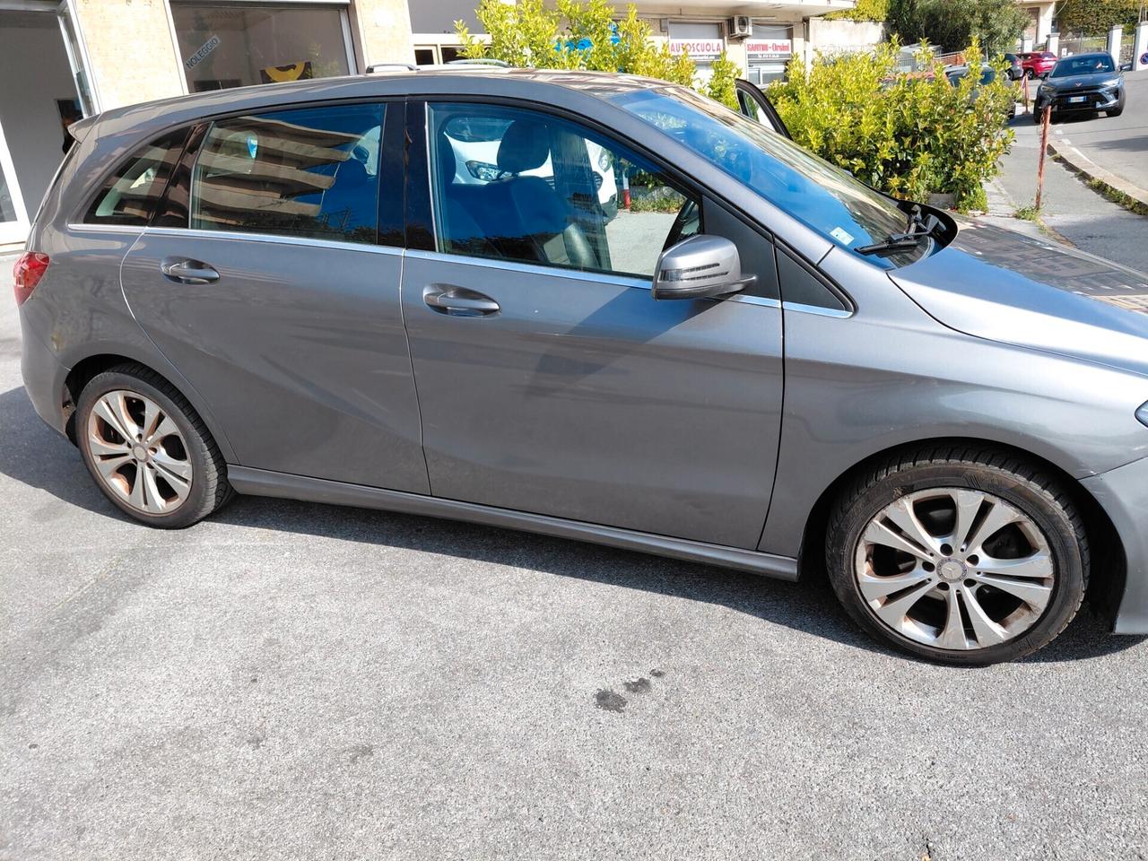 Mercedes-benz B 180 CDI Premium