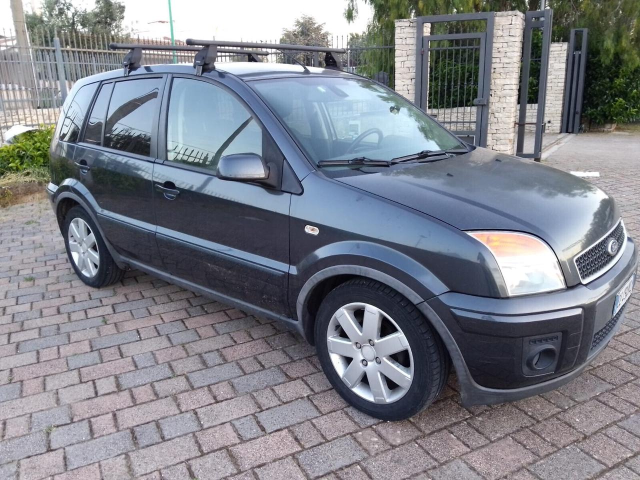 Ford Fusion 1.4 TDCi 5p. Collection
