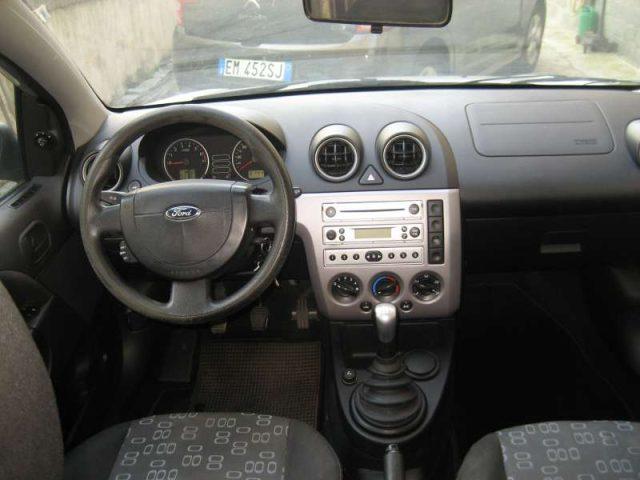 FORD Fiesta 1.2 16V 5 PORTE TECNO