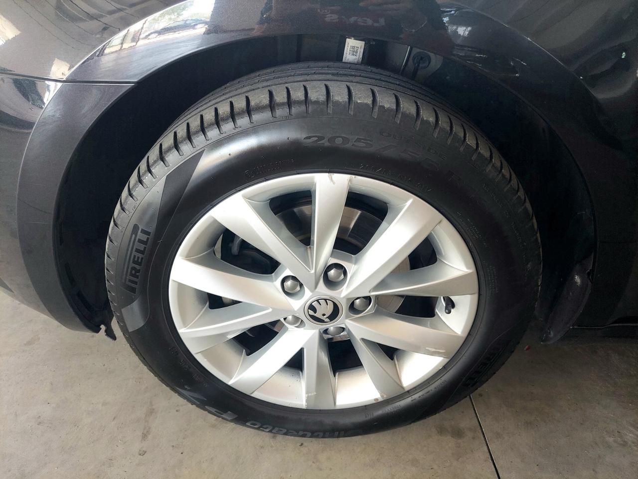 SKODA Octavia 1.6 TDI SCR 115 CV Wagon Ambition - 2019