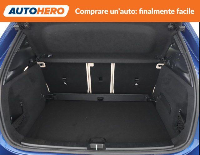 MERCEDES-BENZ GLA 180 Automatic Progressive Advanced