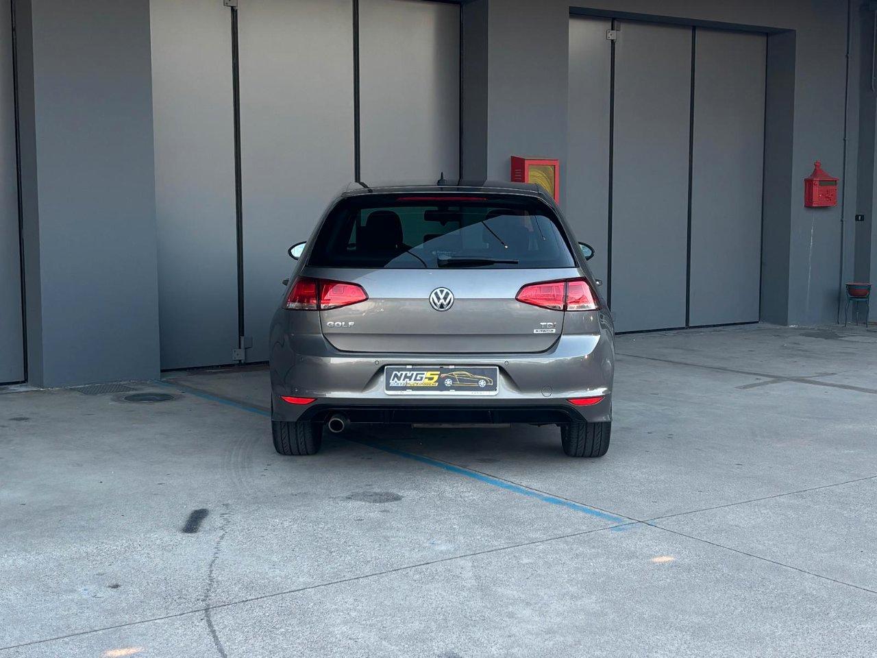 Volkswagen Golf 5 Porte Golf 5p 1.6 tdi Sport Edition 110cv R-Line