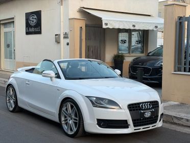 AUDI TT Roadster 1.8 TFSI S-line Bose