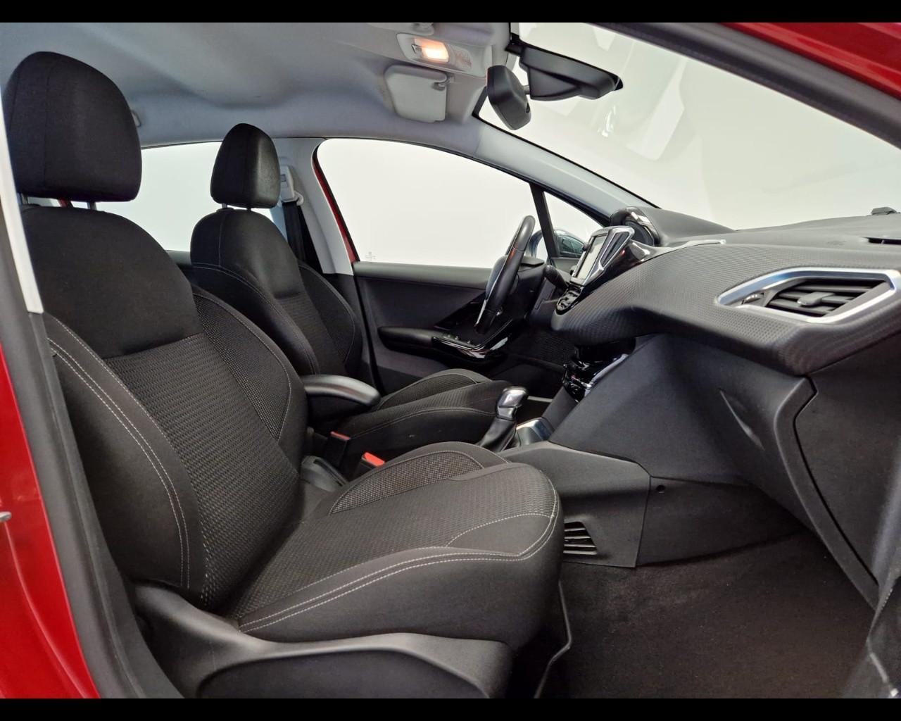 PEUGEOT 208 - 208 5p 1.2 puretech Allure 82cv