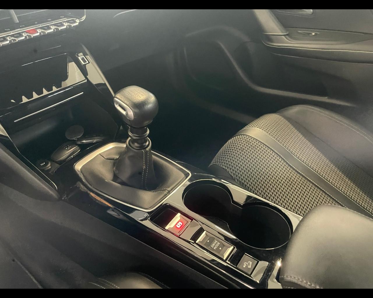 PEUGEOT 2008 2ª serie - 2008 PureTech 130 S&S GT Line