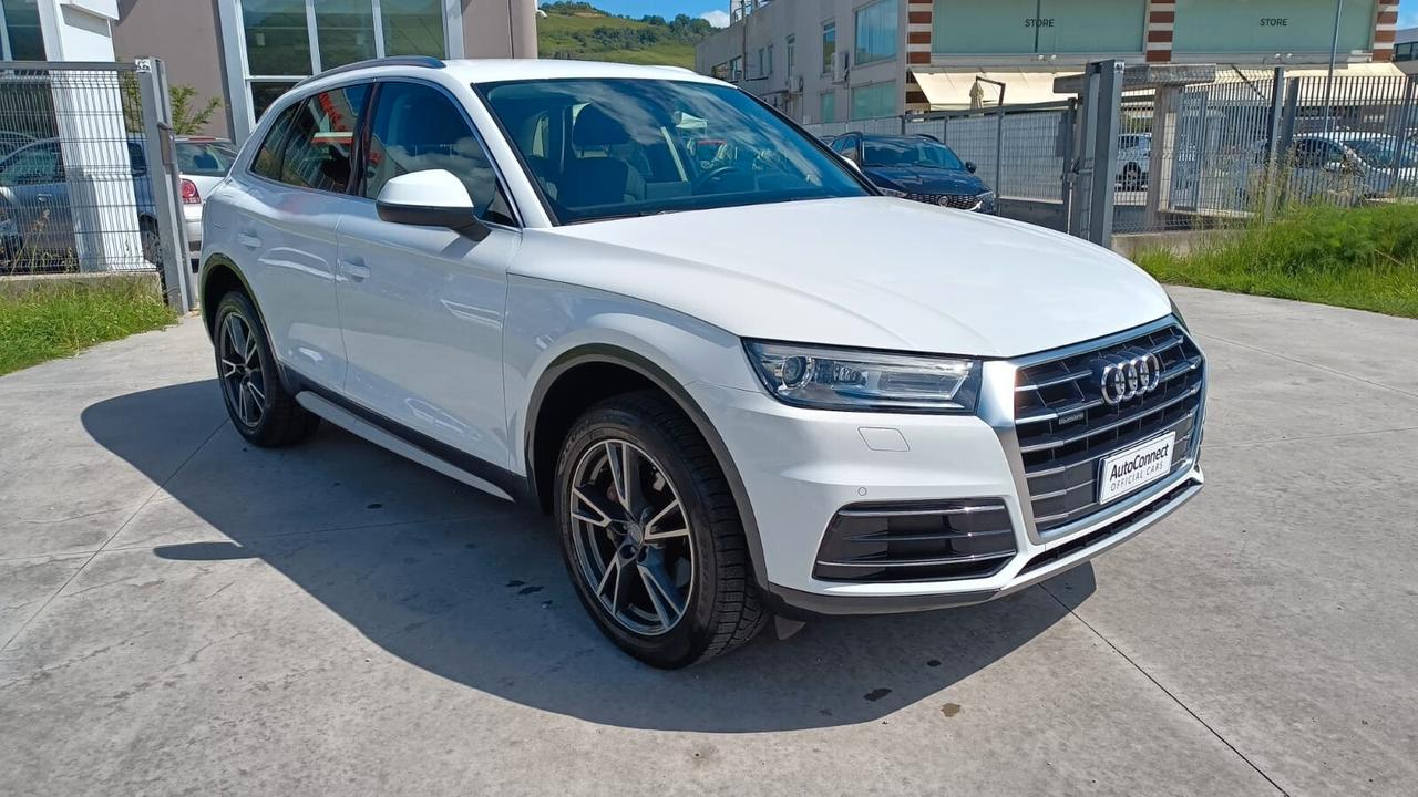 Audi Q5 35 TDI quattro S tronic Business Design