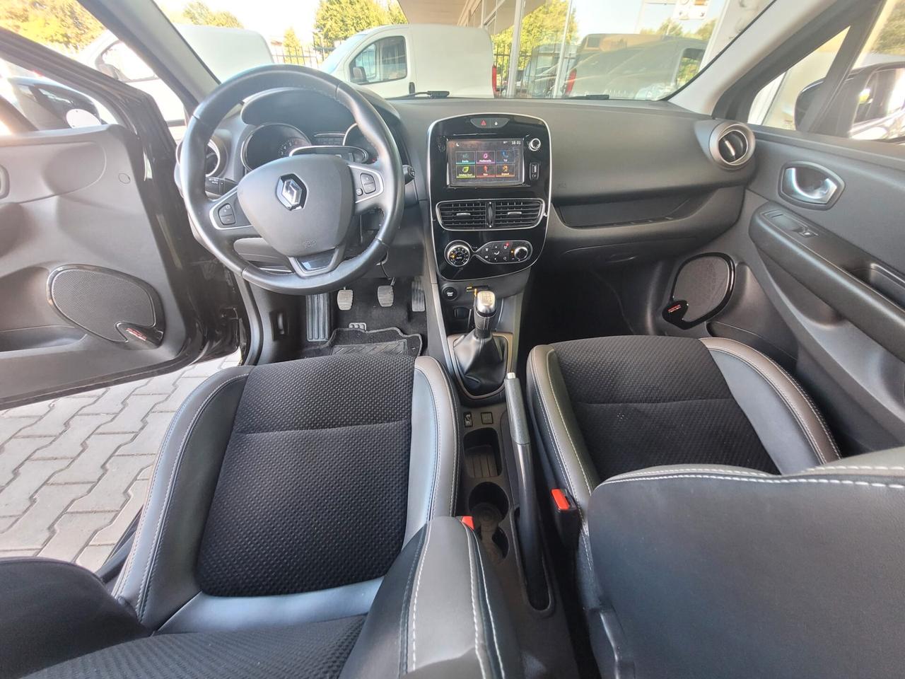 Renault Clio 1.2 75CV 5 porte Zen