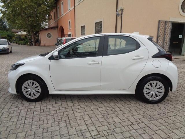 Toyota Yaris 1.0 5 porte Active