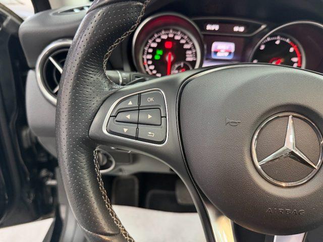 MERCEDES-BENZ GLA 200 d Automatic Premium Enduro