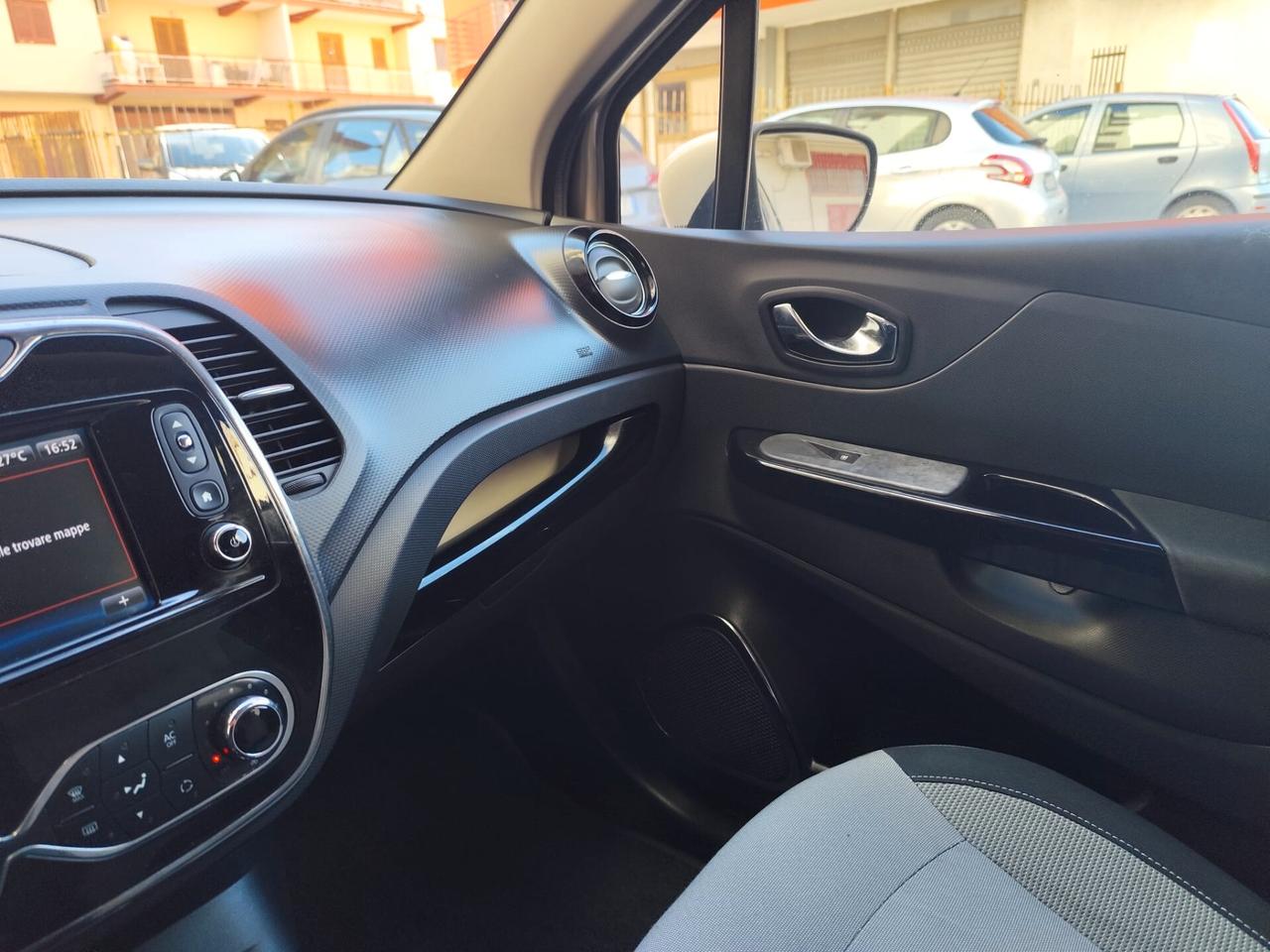 Renault Captur 1.5 dCi 8V 90 CV *GANCIO DI TRAINO*