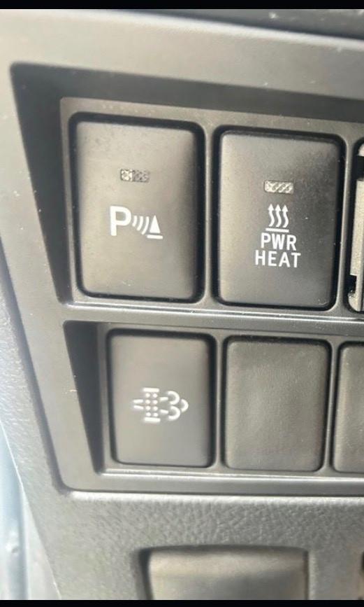 Toyota Hilux 2.8 D-4D 2WD 2 porte Chassis & Cab Active Aut. Invincibile