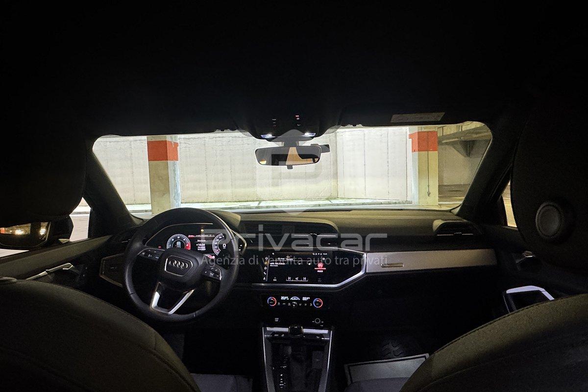 AUDI Q3 35 TDI S tronic Identity Black