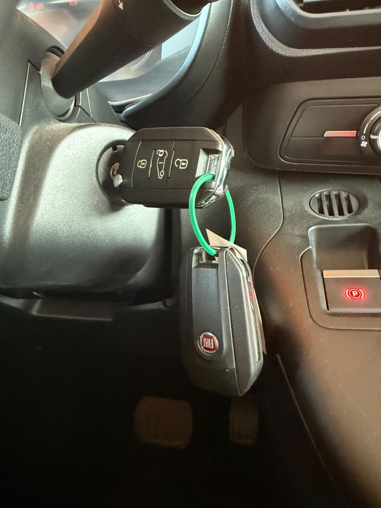 Fiat Doblo e-Doblò 50 kWh Launch Edition