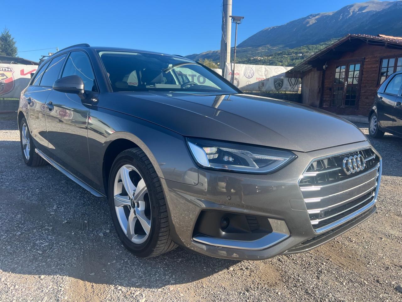 Audi A4 Avant 35 TDI/163 CV S tronic Business