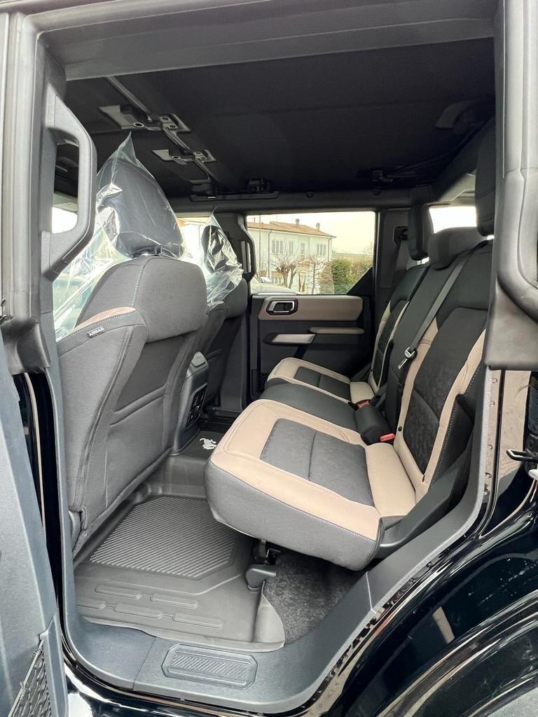 Ford Bronco 2.3L Ecoboost 4x4 BADLANDS e 2.7L WILDTRACK 4P 2025