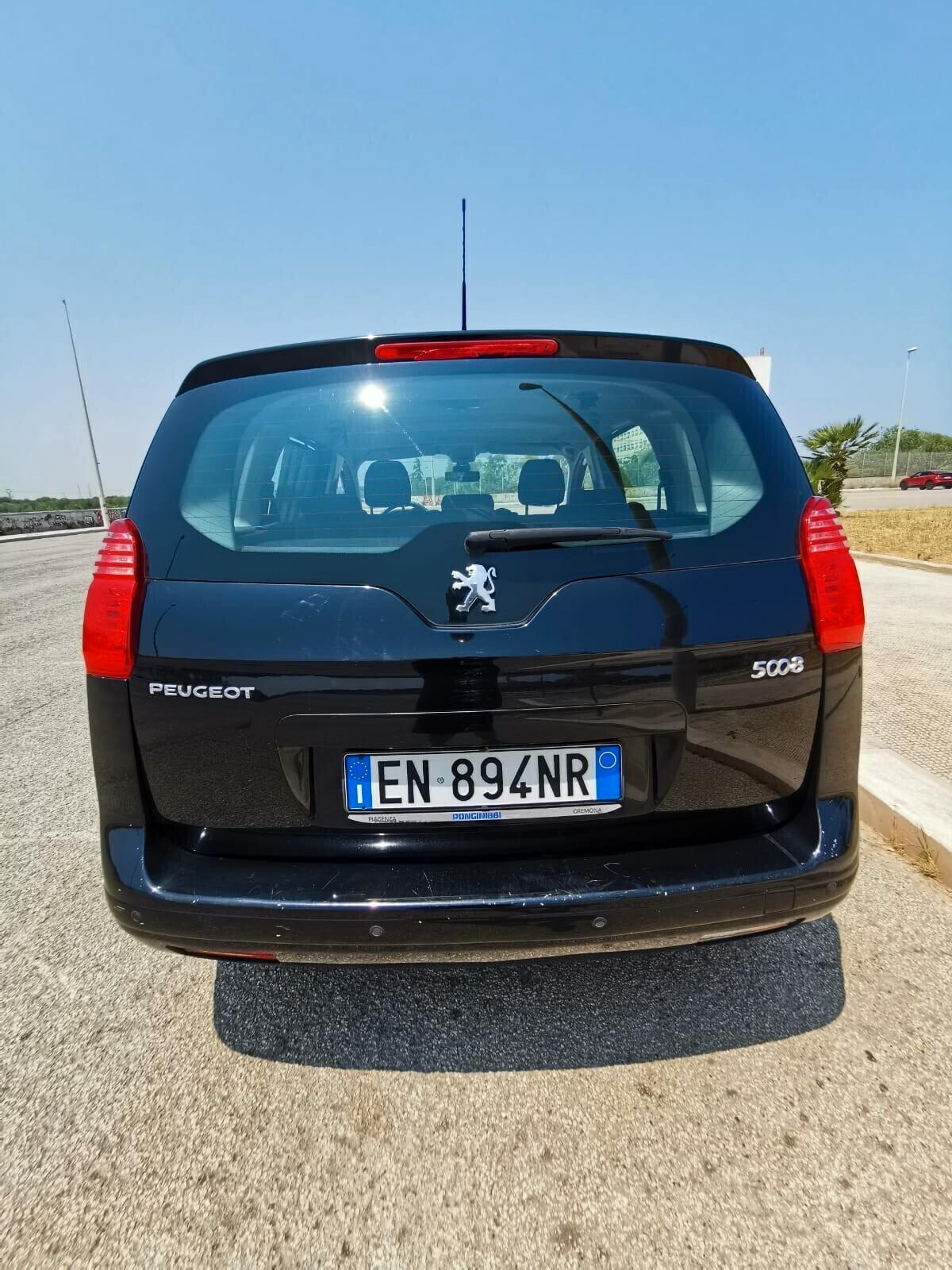 Peugeot 5008 2.0 HDi 150CV Active 2013