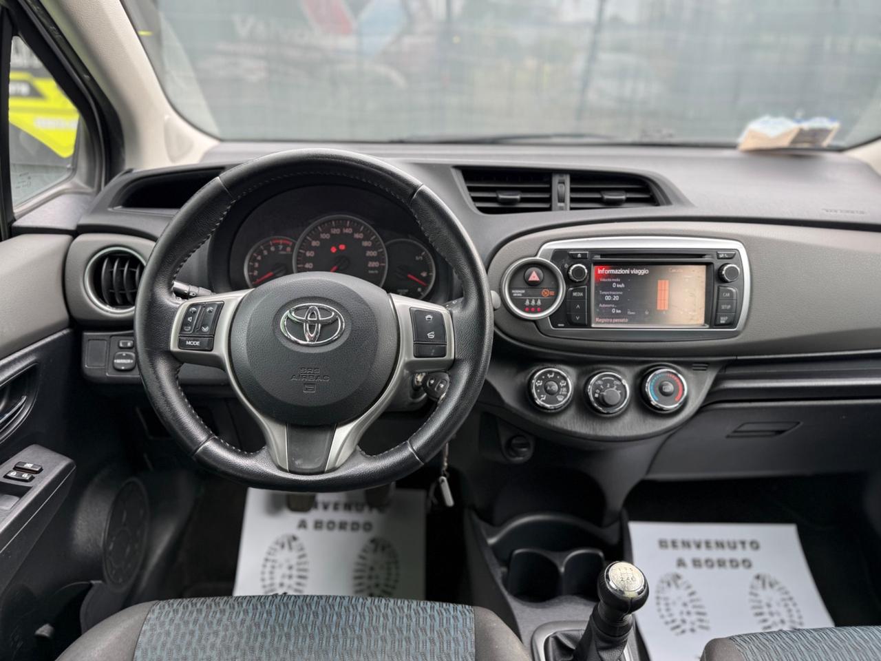 Toyota YARIS 1.0 BENZINA LOUNGE RETROCAMERA FULL