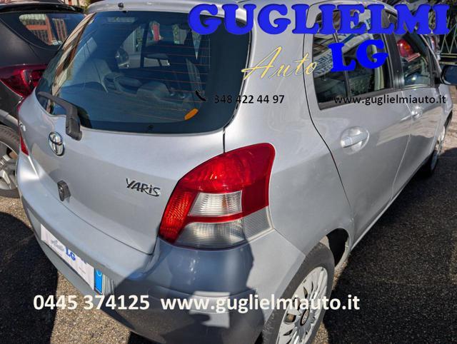 TOYOTA Yaris 1.3 5 porte Sol NEOPATENTATI