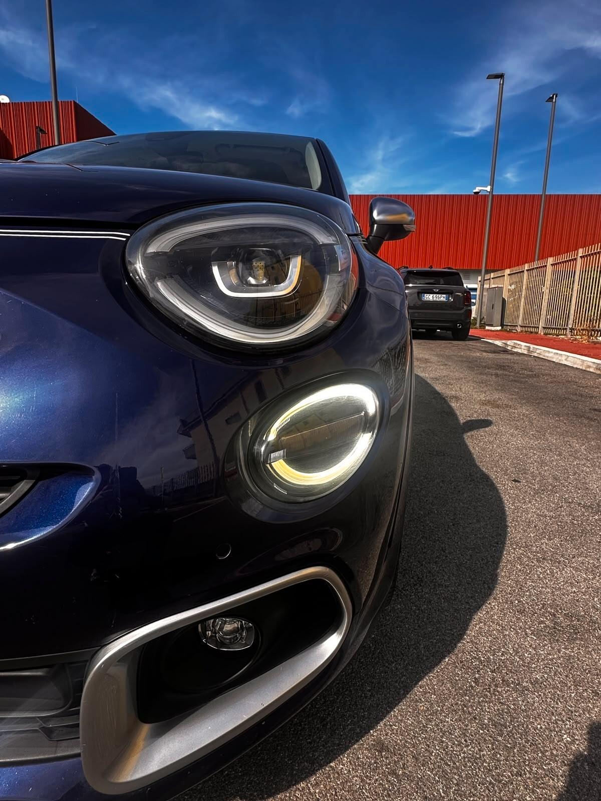 Fiat 500X 1.3 T4 150 CV Yacht Club Capri