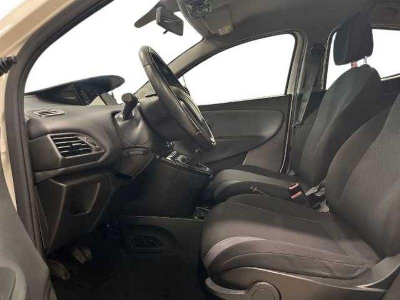 Lancia Ypsilon III 2015 Lancia 1.2 Silver 69cv