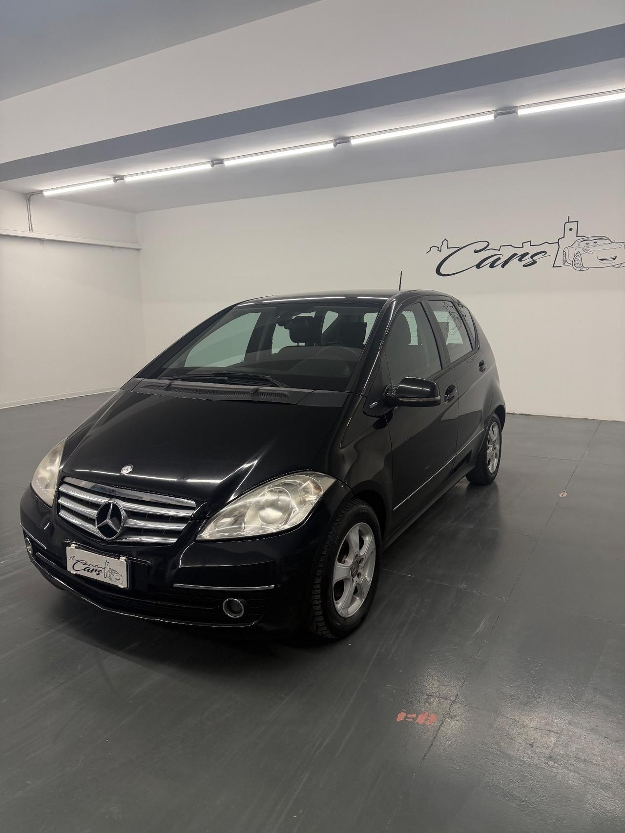 Mercedes-benz A 160 CDI BlueEFFICIENCY Avantgarde