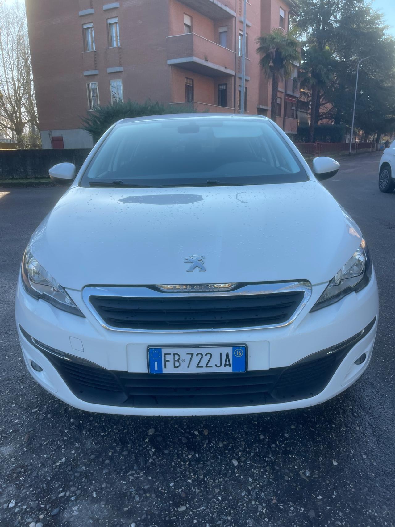 Peugeot 308 BlueHDi 120 S&S EAT6 GT Line