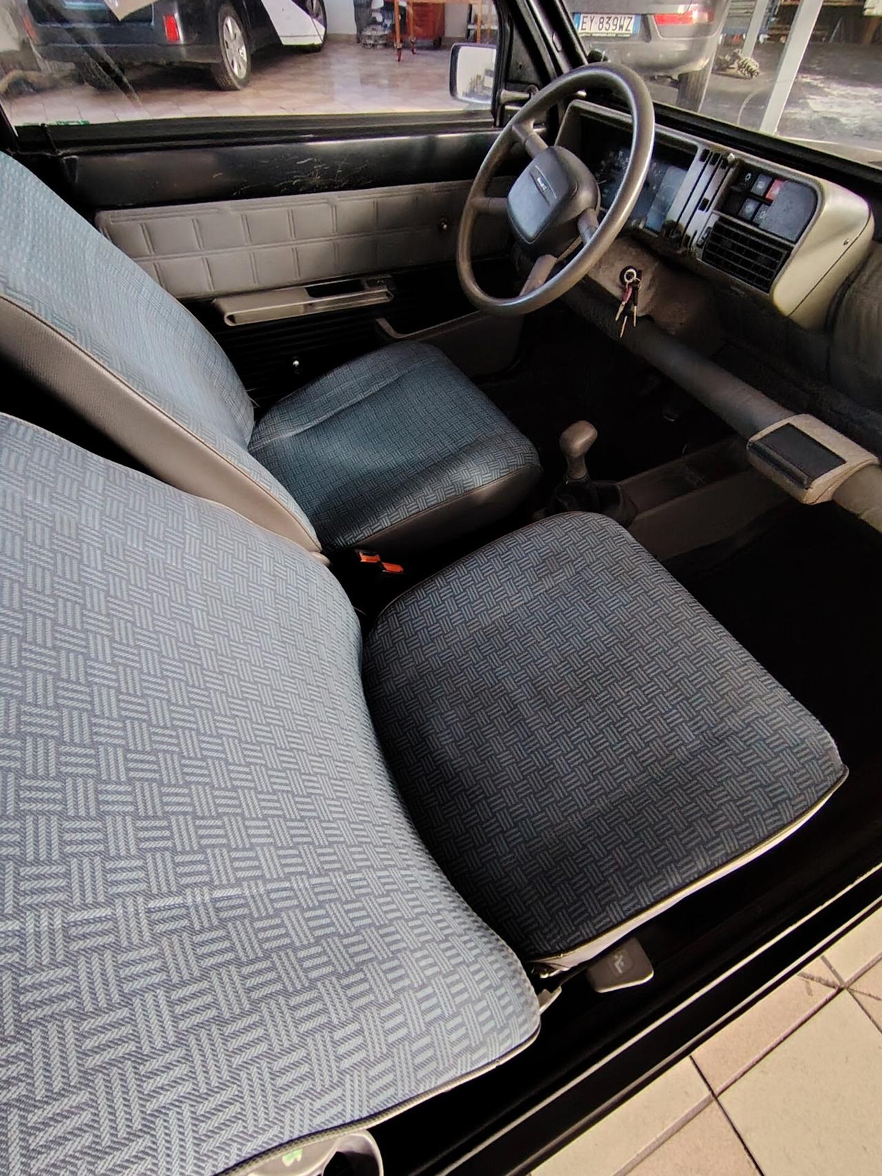 Fiat Panda 900 i.e. cat Young