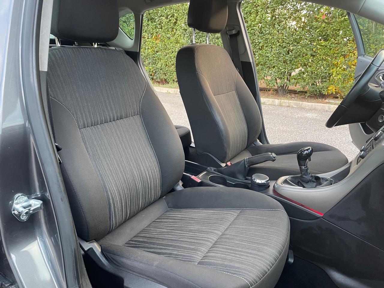 Opel Astra 1.7 CDTI 110CV 5 porte