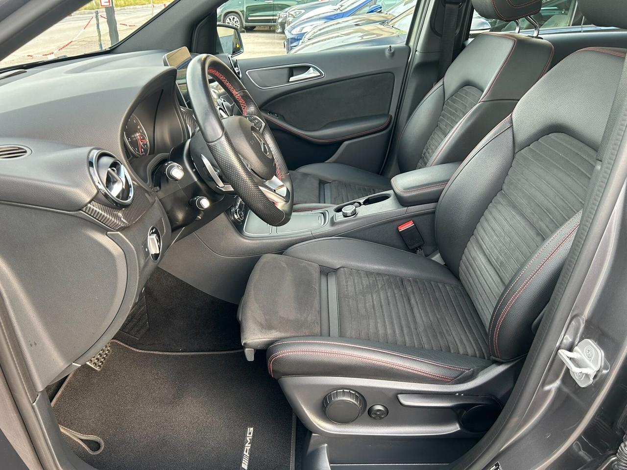 Mercedes-Benz B 200d 130CV Premium - PANORAMA