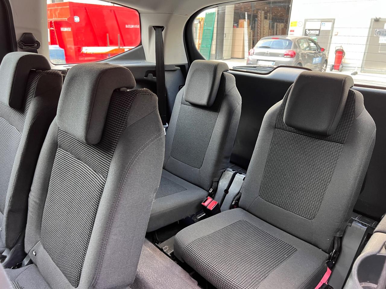 Peugeot 5008 1.6 HDi 112CV 7 posti