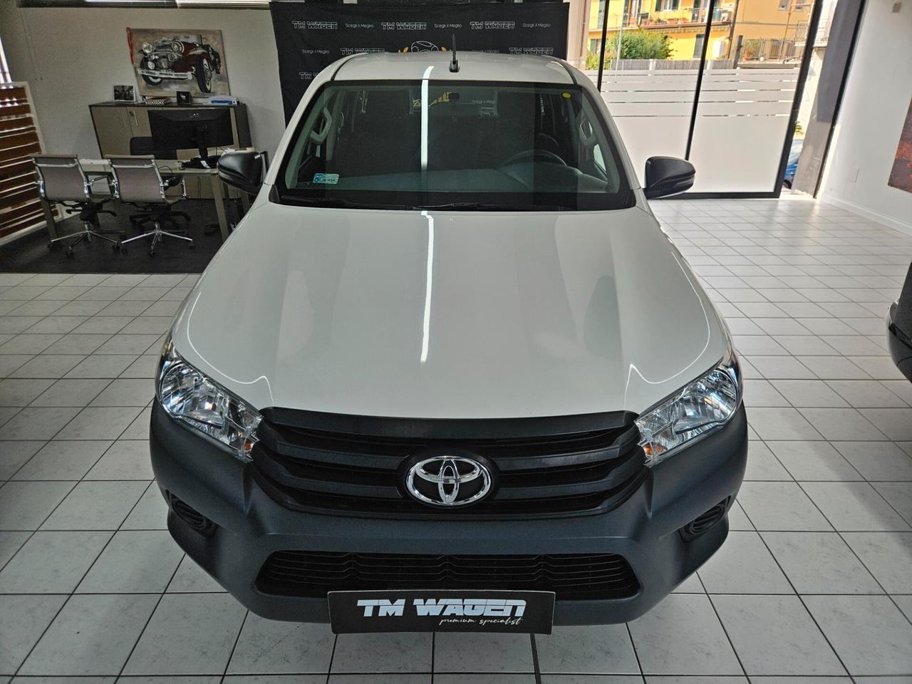 Toyota Hilux 2.4 d-4d Executive 4wd IVA ESCLUSA