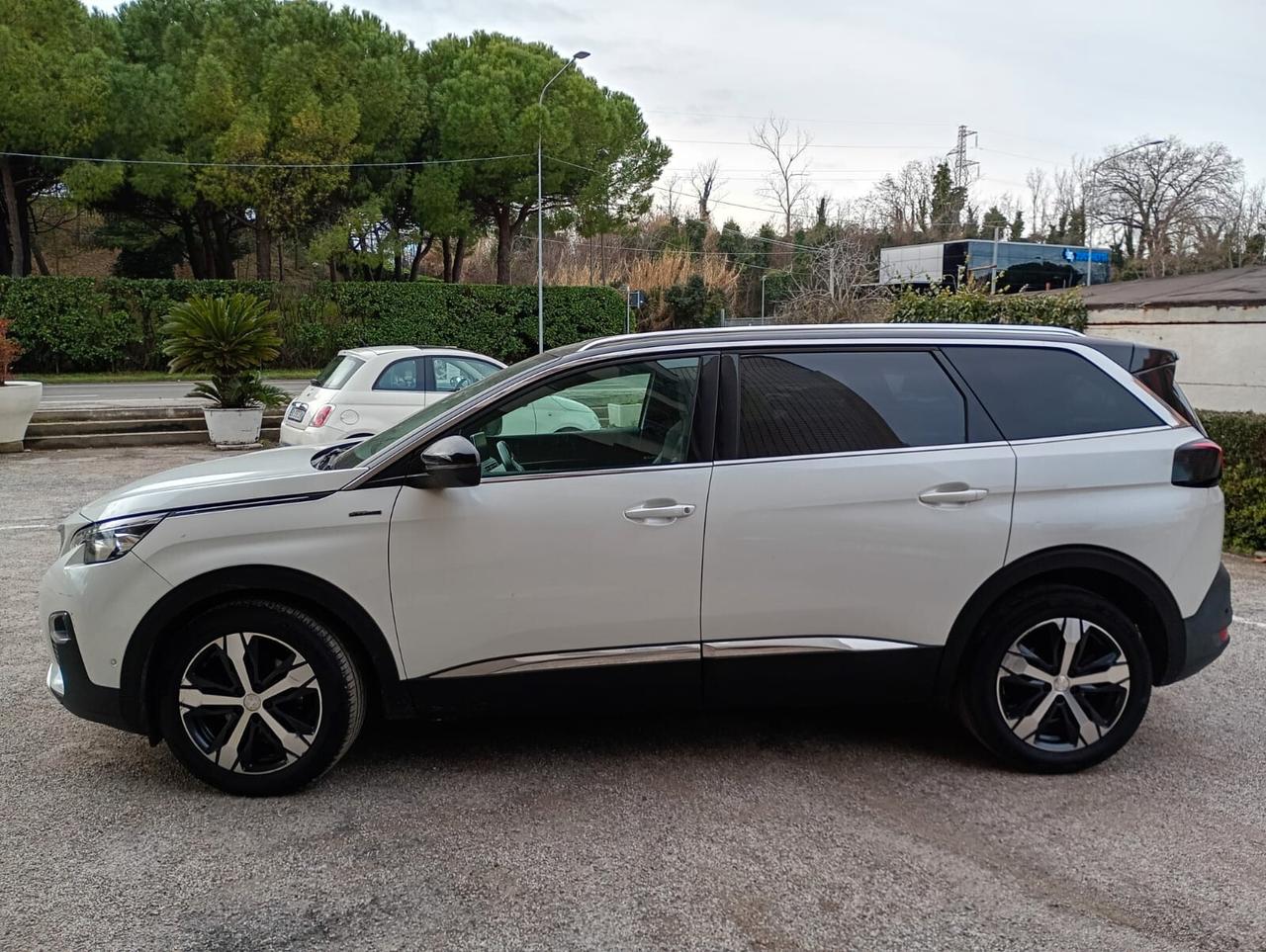 Peugeot 5008 BlueHDi 120 S&S Allure