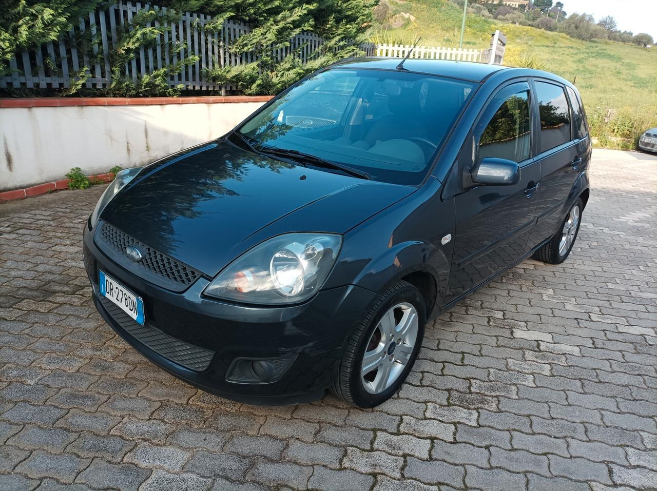 Ford Fiesta 1.4 TDCi 5p. Ghia