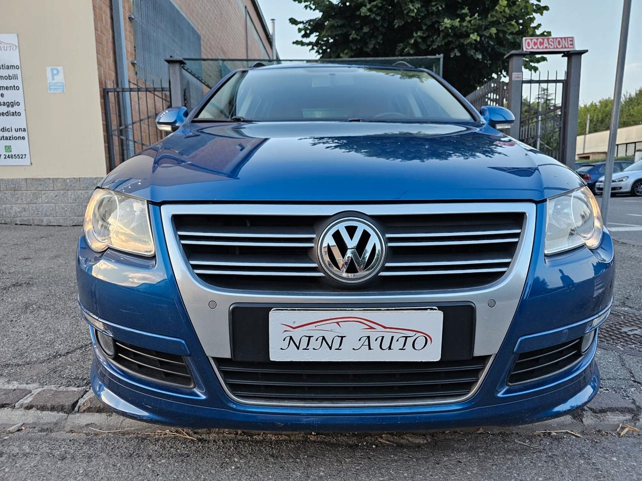 Volkswagen Passat Variant 2.0 TDI 140cv DSG R-line*Pdc*Euro5*
