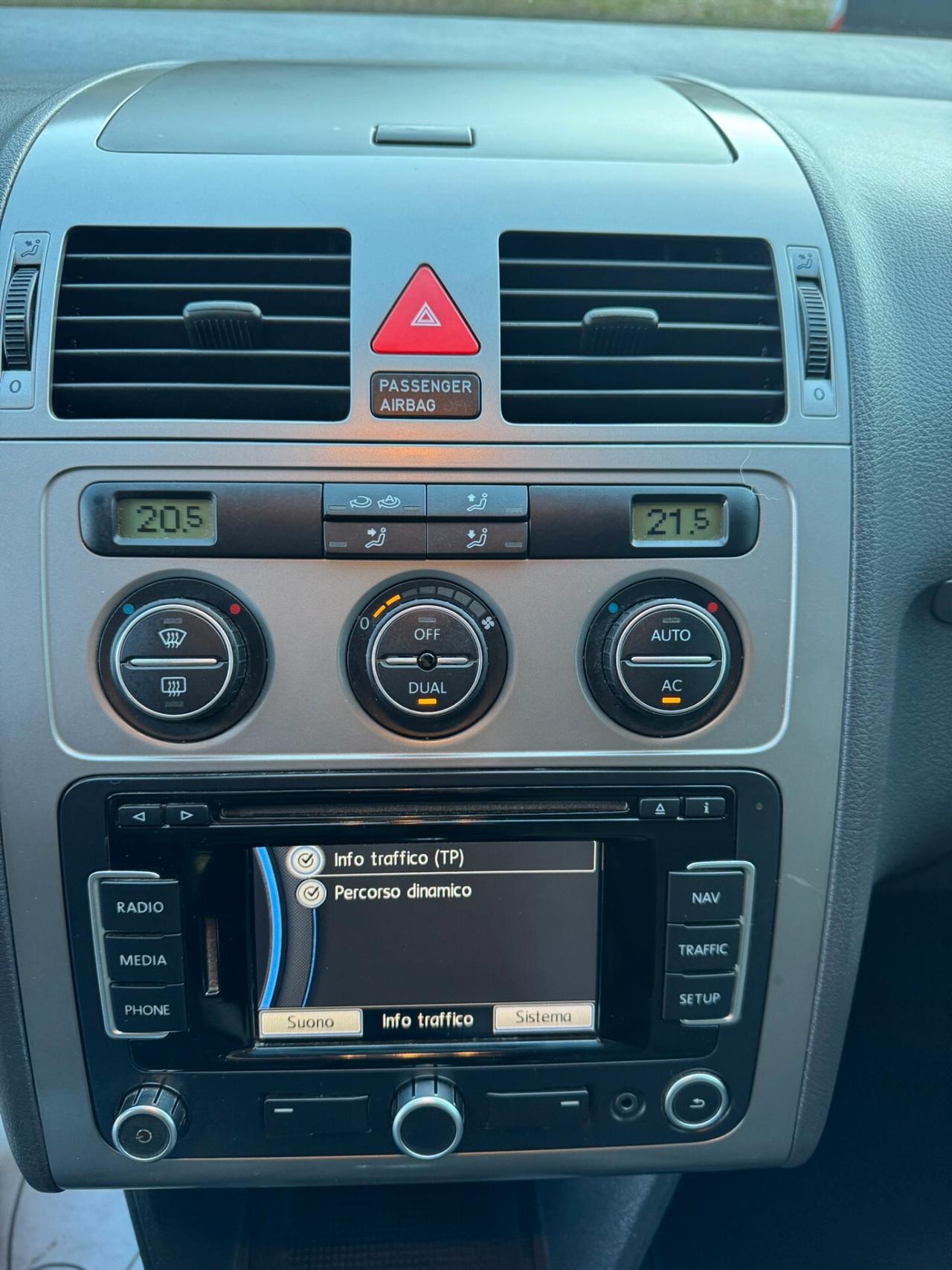 Volkswagen Touran 7 POSTI 1.6 Bifuel GPL ok neopat