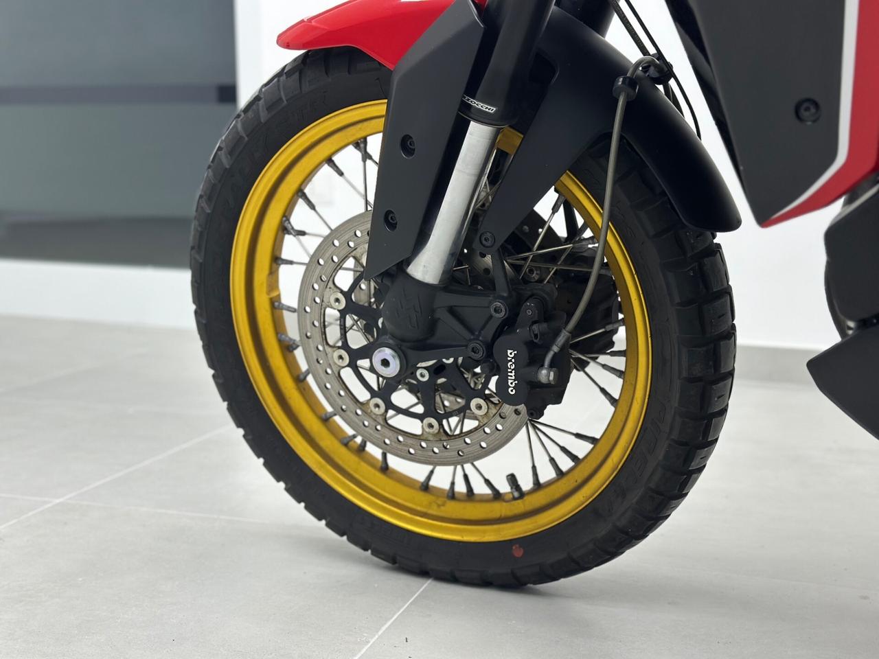 Moto Morini X-Cape 649 GOLD WHEELS