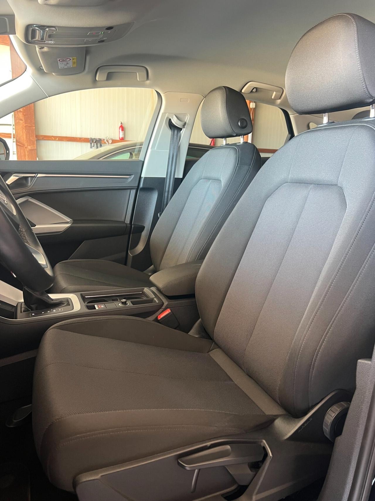 Audi Q3 SPORTBACK 35 TDI S tronic Business Plus 43.000KM