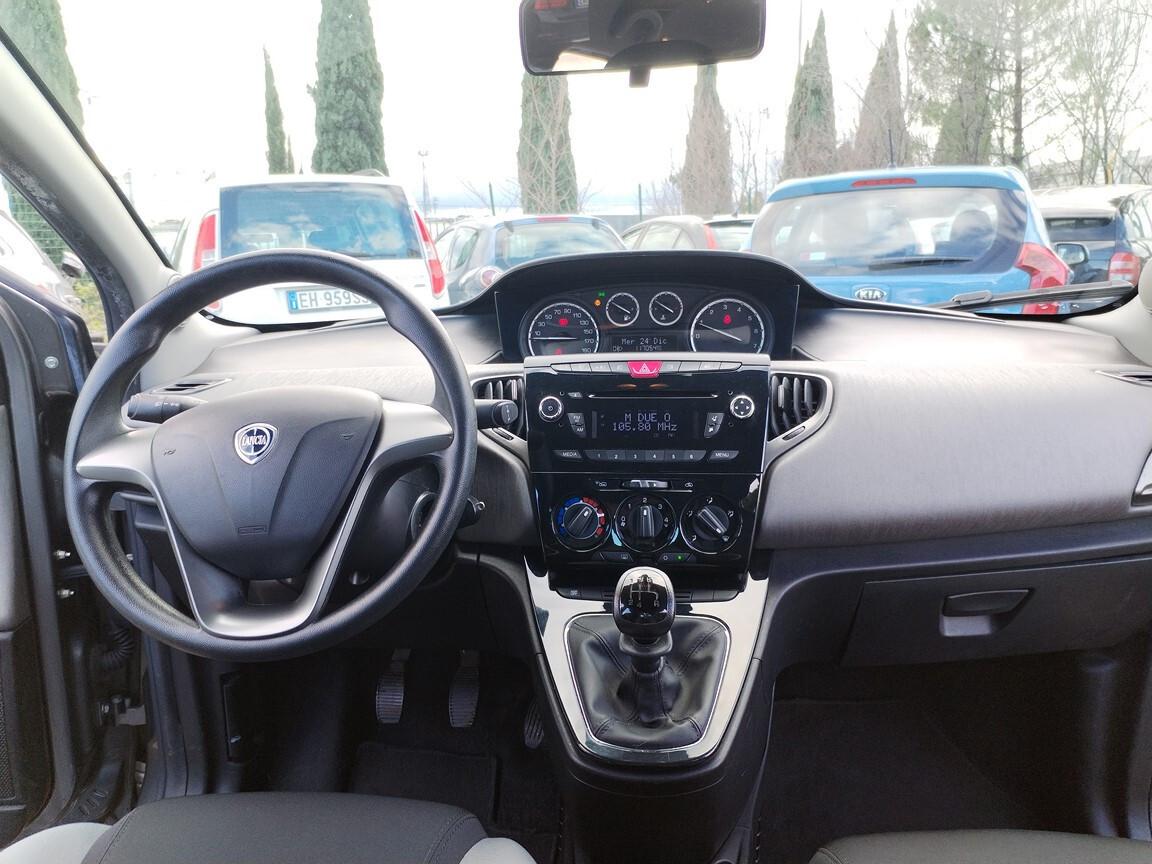 Lancia Ypsilon 1.2 69 CV 5p Silver 117000km euro 6 8/2015