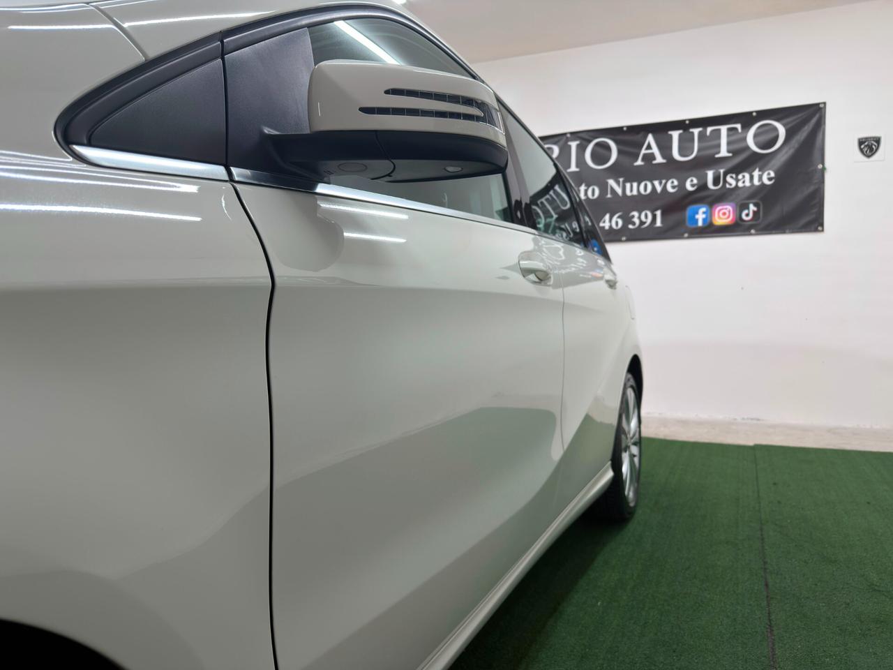 Mercedes-benz B 180 d Automatic Premium