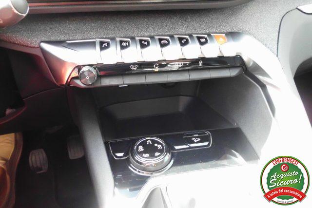PEUGEOT 3008 BlueHDi 130 S&S Allure
