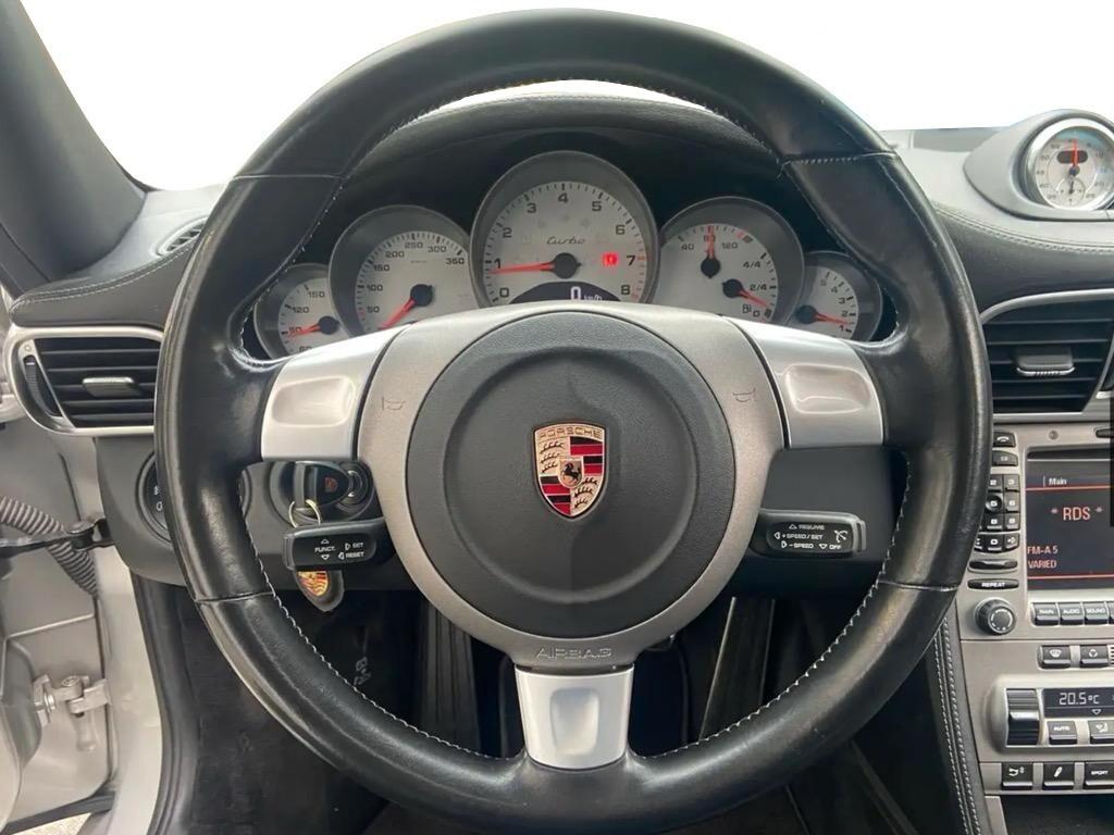 Porsche 911 Turbo Coupé 4x4 PERFETTA