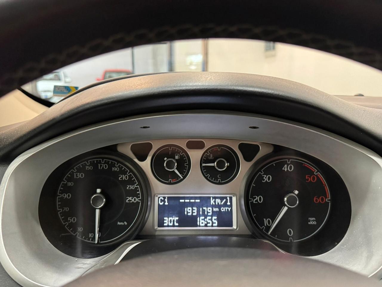 Lancia Delta 1.6 MJT DPF Gold