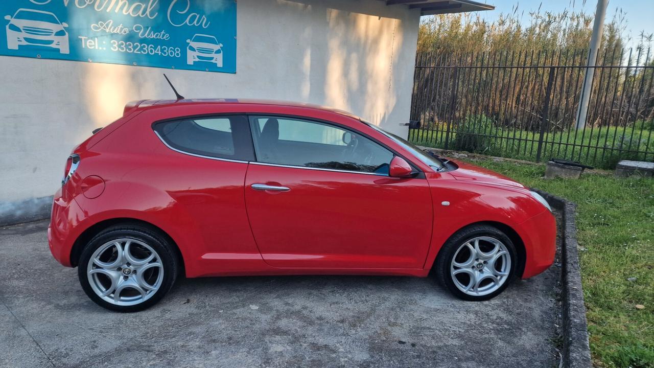 Alfa Romeo MiTo 1.6 JTDm 16V Distinctive Sport Pack