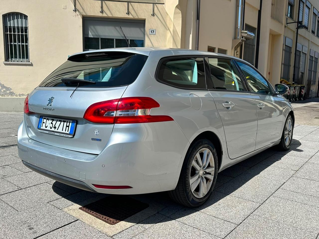 Peugeot 308 BlueHDi 150 S&S EAT6 SW Business