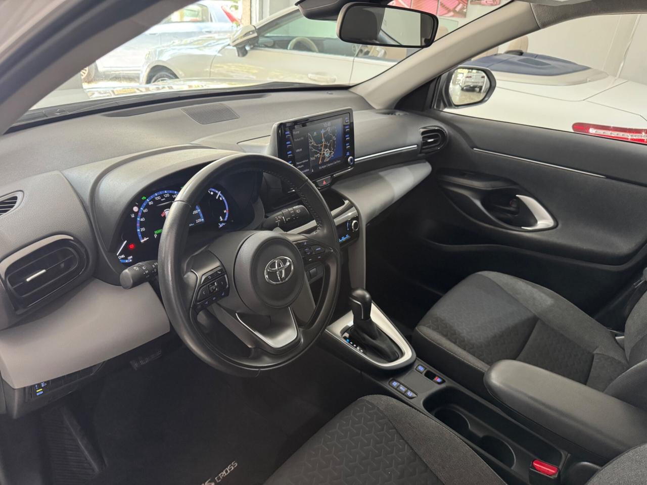 Toyota Yaris Cross 1.5 Hybrid 5p. E-CVT Business