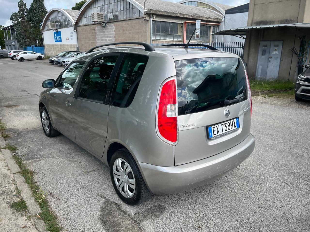 Skoda Roomster 1.2 TDI CR 75CV Active 2014 144.000 KM