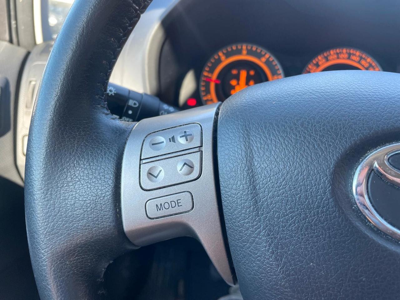 TOYOTA AURIS 1.4 D-4D 90 CV – UNICO PROPRIETARIO – TAGLIANDI TOYOTA