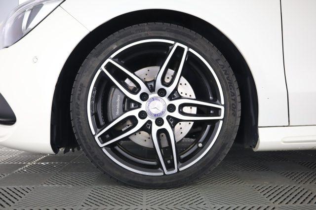 MERCEDES-BENZ CLA sse 250 4Matic Automatic Premium