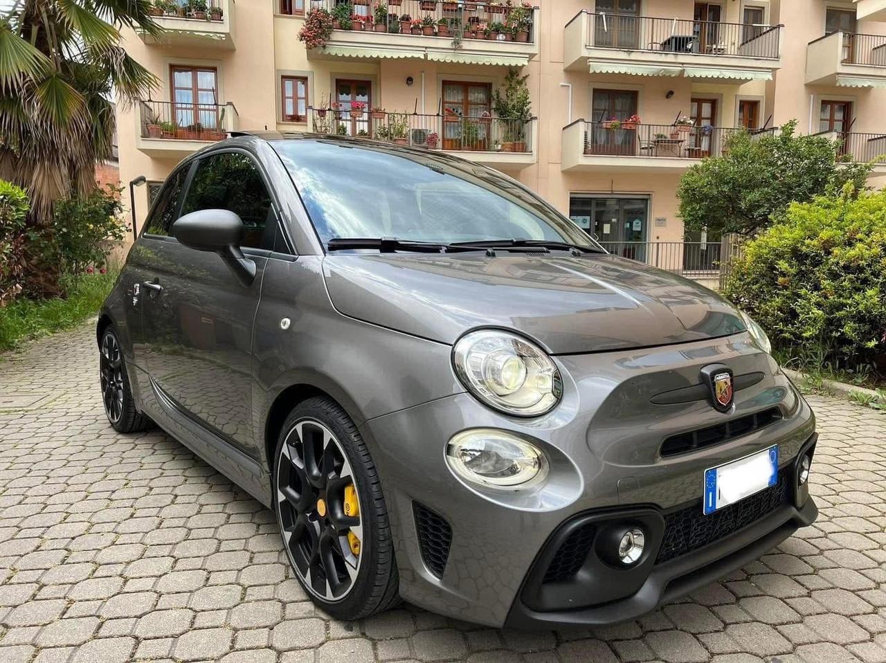 Abarth 595 1.4 Turbo T-Jet 180 CV Competizione