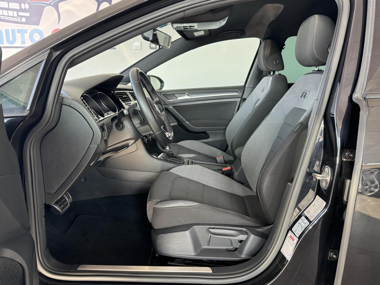 Volkswagen Golf 5p 1.5 tsi Sport R-line 150cv DSG Rline